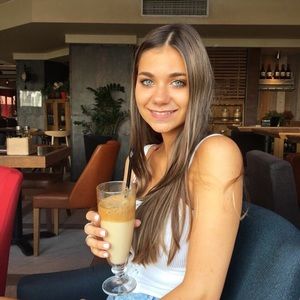 Meet your Posher, Jovana